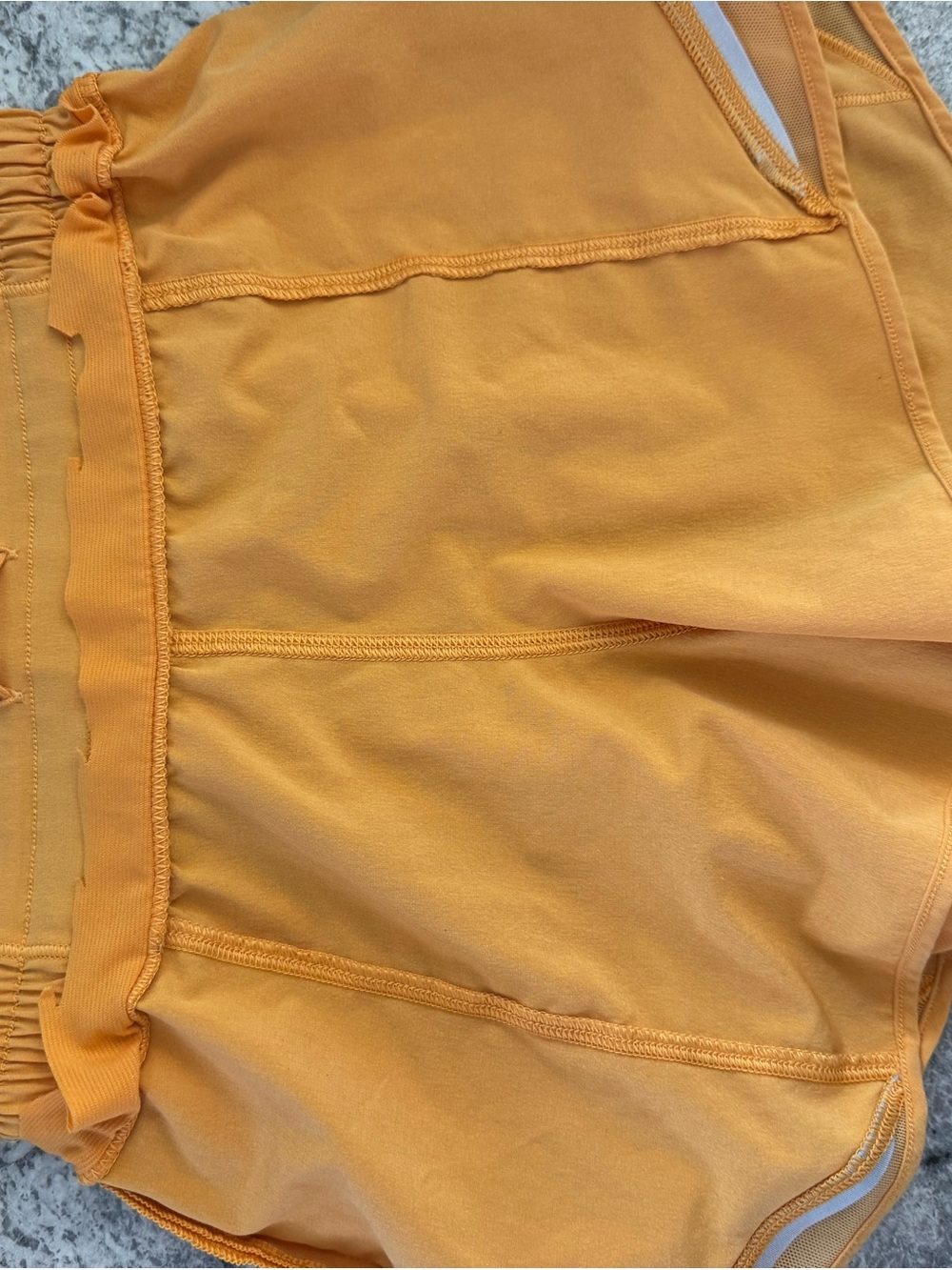 Lululemon hotty hot shorts! Size 0! - Picture 5 of 5